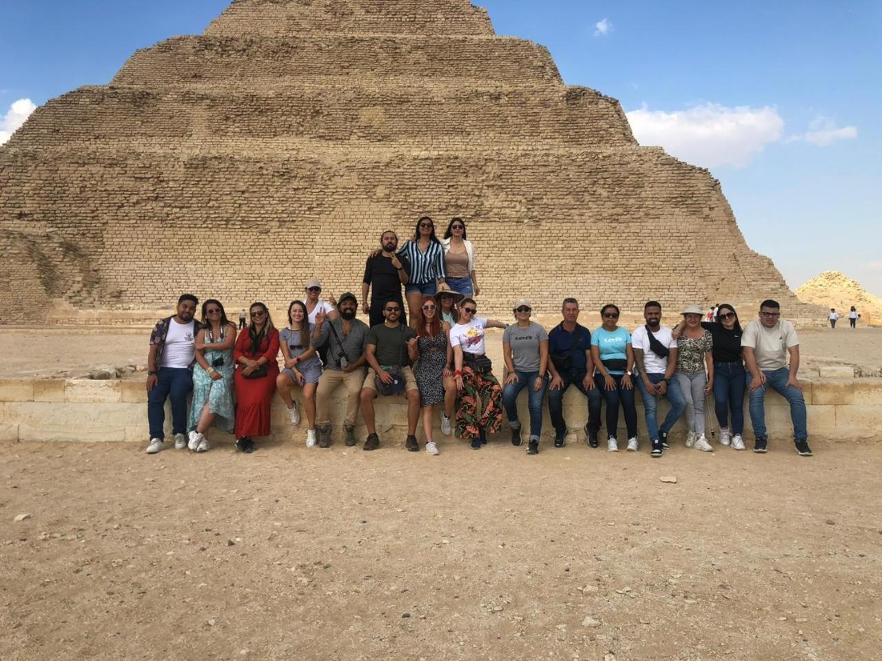 Magic Pyramids Hotel 3*