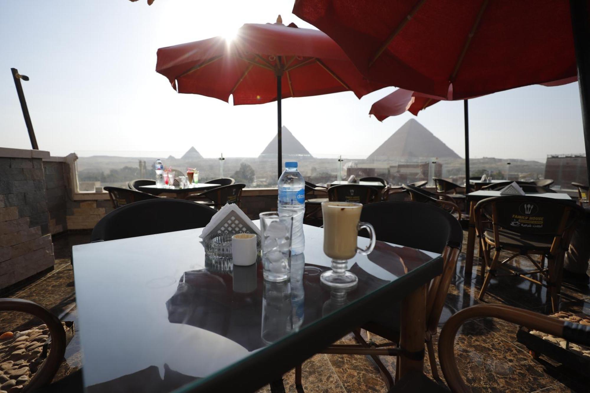 Magic Pyramids Hotel 3*