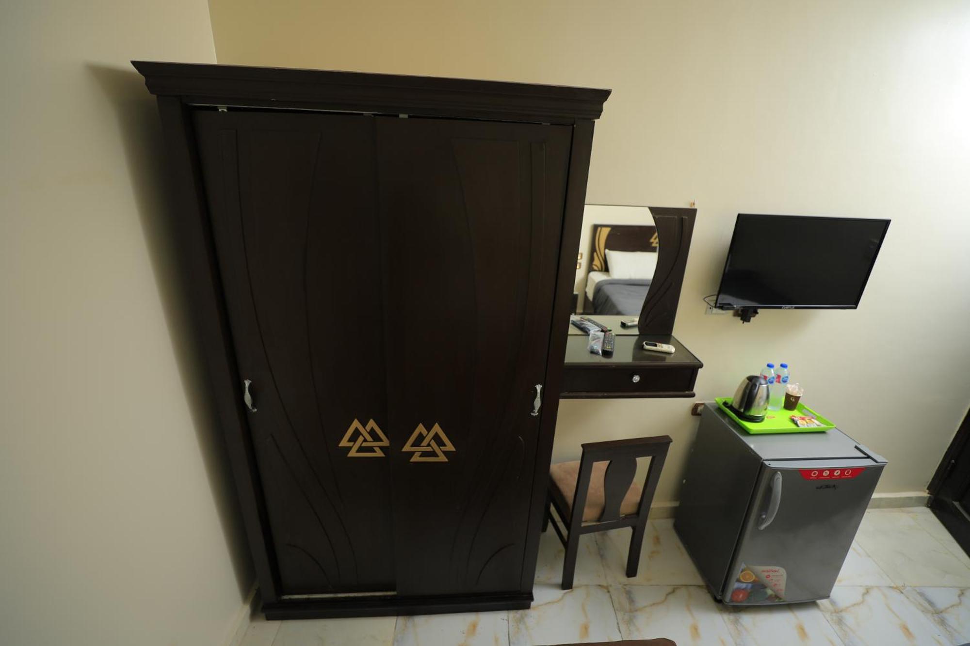 Hotel Magic Pyramids 3*