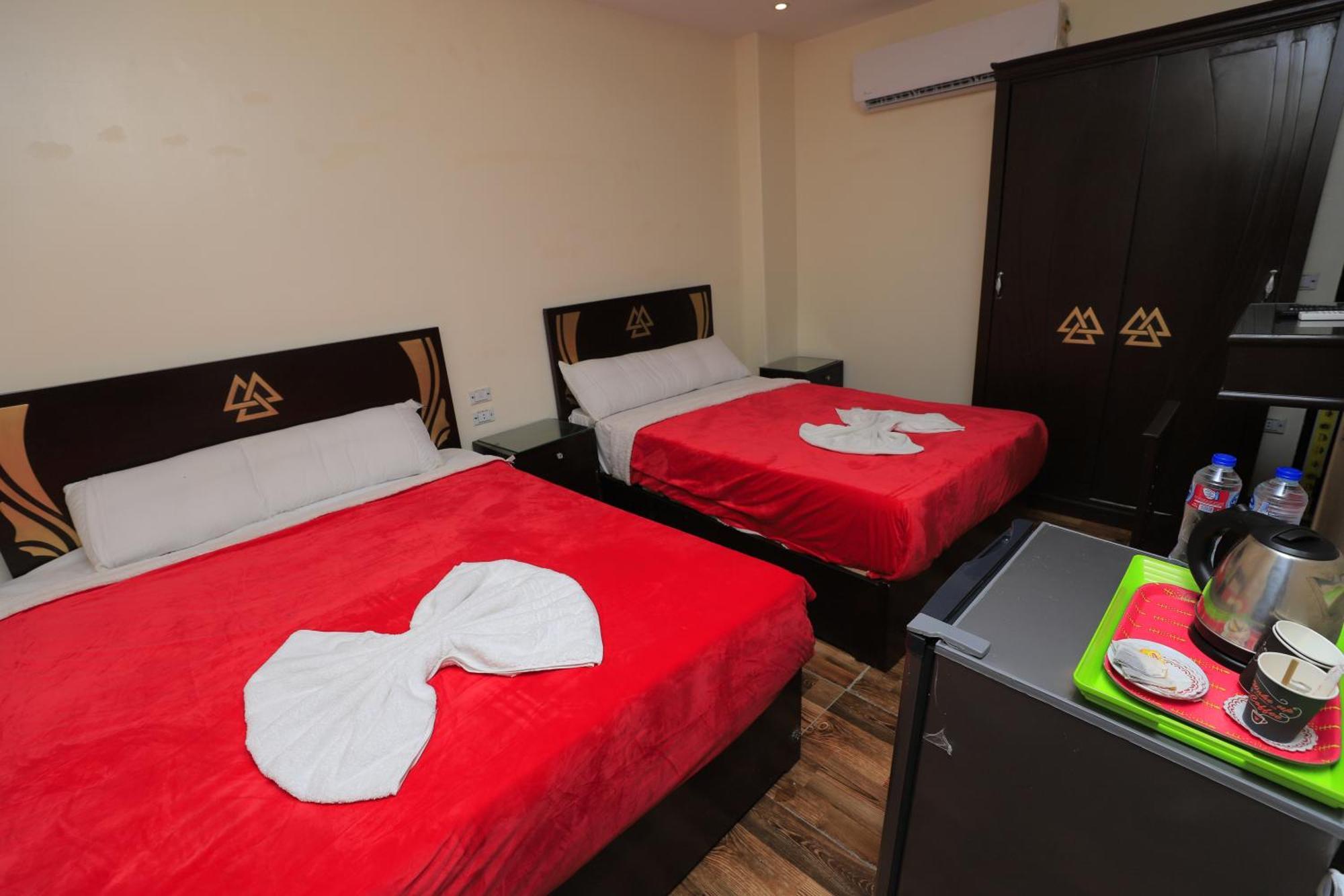 Hotel Magic Pyramids 3*